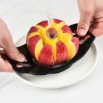 1pc Stainless Steel Apple Cutter, Reusable Apple Corer, Kitchen Apple Divider, Creative Fruit Cutter, Fruit Cutter, Kitchen Gadgets, Kitchen Supplies, Kitchen Tools - Image 2